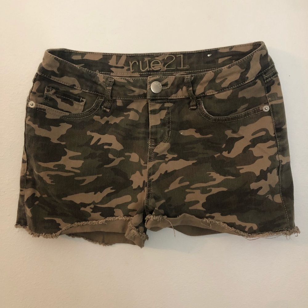 Rue 21 Camo Shorts
